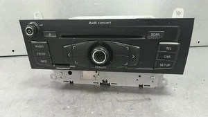 RADIO CD Audi A4 (B8) Sedan 2.7 TDI V6 24V (CAMA) 2008 8T1035186B / 8T1057186B - Imagen 1 de 3