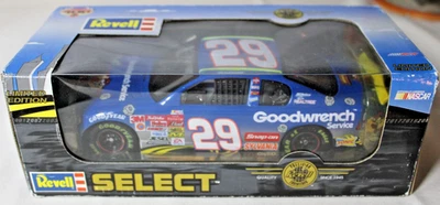 Chevy Monte Carlo 2002 Revel Select #29 Kevin Harvick GM Goodwrench Foto 1 de 4