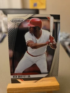 Ken Griffey SR 2025 Panini Prizm #256 Cincinnati Reds - Picture 1 of 2