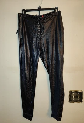 Calça feminina HOT KISS feminina de couro sintético preto usada tamanho G - Imagem 1 de 4