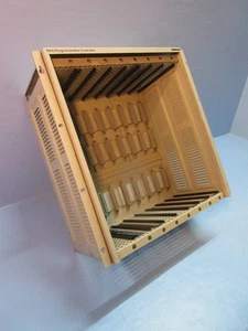 Modicon AS-P933-007 AEG 984 Programmable Controller 8 Slot Rack Chassis 120/240V - Picture 1 of 4