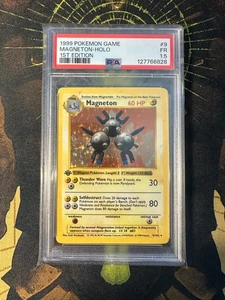 Pokemon Magneton 9/102 Base Set 1st Edition Shadowless Holo Vintage PSA 1.5 - Picture 1 of 2