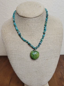 Vintage Turquoise Chip Necklace with Turquoise Green Nugget Pendant 17" - Picture 1 of 8