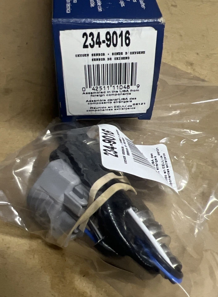 Denso Air Fuel Ratio Oxygen Sensor 234-9016 for 1999-2003 Jaguar XJ8 Foto 1 de 3