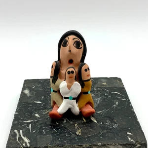 Signed Pottery Clay Native American Storyteller Figurine Southwest GT Vintage - Picture 1 of 9