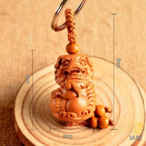 Llavero Estatua León Foo Perro Estatua Feng Shui Chino Tallado Madera - Imagen 1 de 6