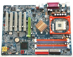 Gigabyte Technology GA-8IPE1000-L rev2.0 + P4 2.4Gz + RAM 256Mb , Socket 478 - Picture 1 of 2