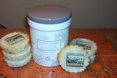 yankee candle 7oz CERAMIC DECO JAR WINTER GARDEN - 6 TARTS - Image 1 of 4