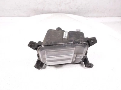 Faro antiniebla izquierdo conductor Kia Carnival 2025 92201-R0500 Foto 1 de 4