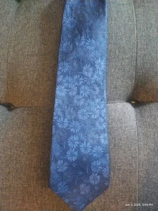 Blue Floral Villa Bolgheri Italia 100% Silk Tie Made in Italy - Picture 1 of 3