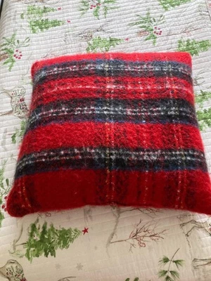 Декоративная квадратная подушка Threshold Target новая без ценников супермягкая негабаритная тартан - Изображение 1 из 3