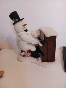 Hallmark 2005 Piano Playing Snowman Does Not Work Just For Show Figure Christmas - Picture 1 of 10