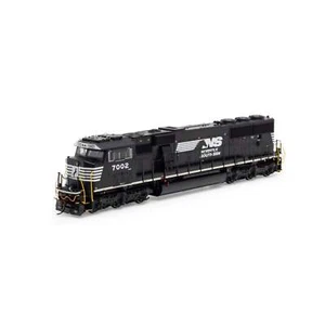 Athearn Genesis HO Norfolk Southern #7002 HO SD60E - Picture 1 of 8