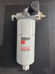 Cummins Fleetguard FS20022 Fuel Filter with Fuel Filter Head 3978133, 3978134 - Picture 1 of 6