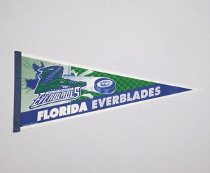 Vintage 1998 1990s FLORIDA EVERBLADES ECHL Hockey Full Size 30 X 12 Flag Pennant