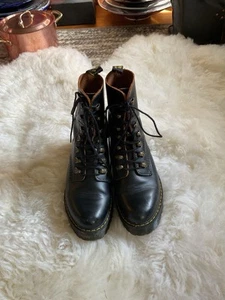 Dr. Martens Leona Vintage Glattleder Stiefel mit Absatz Damengröße 7 - Bild 1 von 9