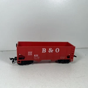 Life Like HO Baltimore & Ohio 2-Bay Hopper Car B&O 320835 Model Freight Car BJ2 - Picture 1 of 10