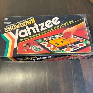 Milton Bradley Showdown Yahtzee Game Shake Steal & Score 1991 Vintage Complete - Picture 1 of 6