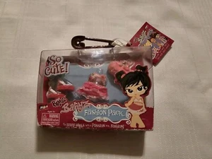 Bratz Babyz Fashion Pack: Abbigliamento per Bambole Spring Break - Foto 1 di 5