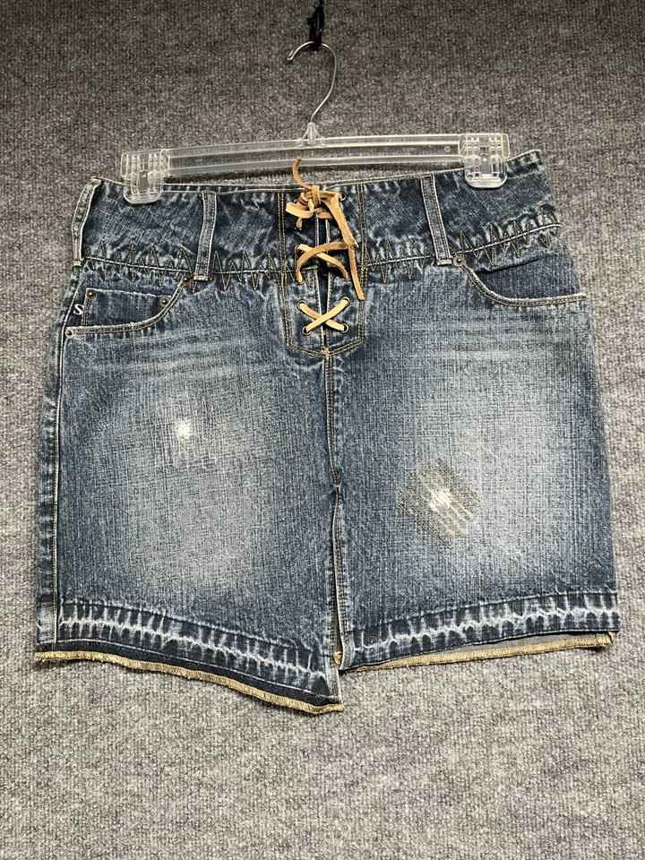 Falda vaquera Silver Jeans Co. para mujer 30 corbata de cuero lavado oscuro Foto 1 de 4