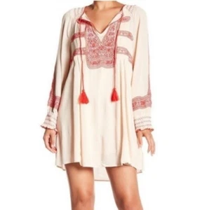 FREE PEOPLE Dress Size S Wind Willow Mini Peasant Oversized Embroidered Beachy - Picture 1 of 11