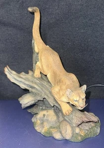 Danbury Mint Silent Pursuit Lion by Nick Bibby 9" - Picture 1 of 6