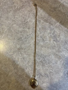 Monet Medaillon mit 22 Zoll kette - Bild 1 von 4