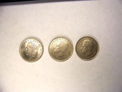 SPAIN  25 PTAS  1975  LOT OF 3 COINS  JUAN CARLOS 1  REY  DEI ESPANA [Free H&S] - Image 1 of 2
