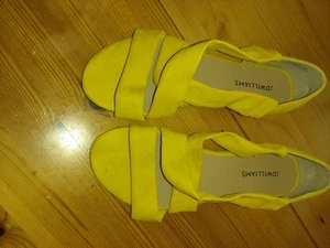 JD Williams Cross Over Straps Shoes 5E Yellow Used - Picture 1 of 6
