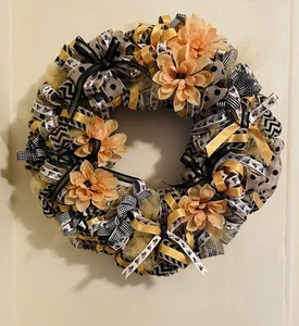 Bee Themed Ribbon Wreath - Picture 1 of 1