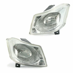 Kubota Headlight Set Light R / L Head Light Lamp L2501 L4701 L3800 L3808 L3200 - Picture 1 of 9