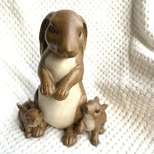 Resin Rabbit Easter Bunny Faux Wood Mommy And Babies - Picture 1 of 9