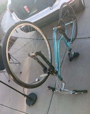 Bicicleta TREK 19" Diseño Específico Mujer. Foto 1 de 4