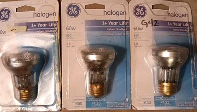 3 GE Par16 Indoor Flood 60 Medium Base Bulbs - Image 1 of 2