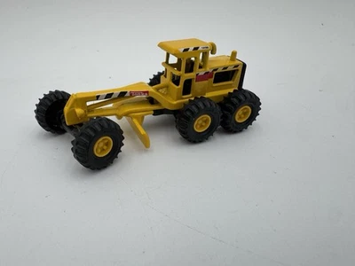 Maisto Tonka Hasbro 1998 Mini Road Grader Yellow Diecast 1:64 Vintage Toy - Image 1 of 4
