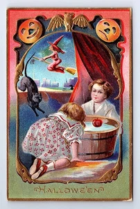 Halloween Postcard Children Bobbing for Apples, Posted Mountainview Ca. Oct 1910 - Picture 1 of 2