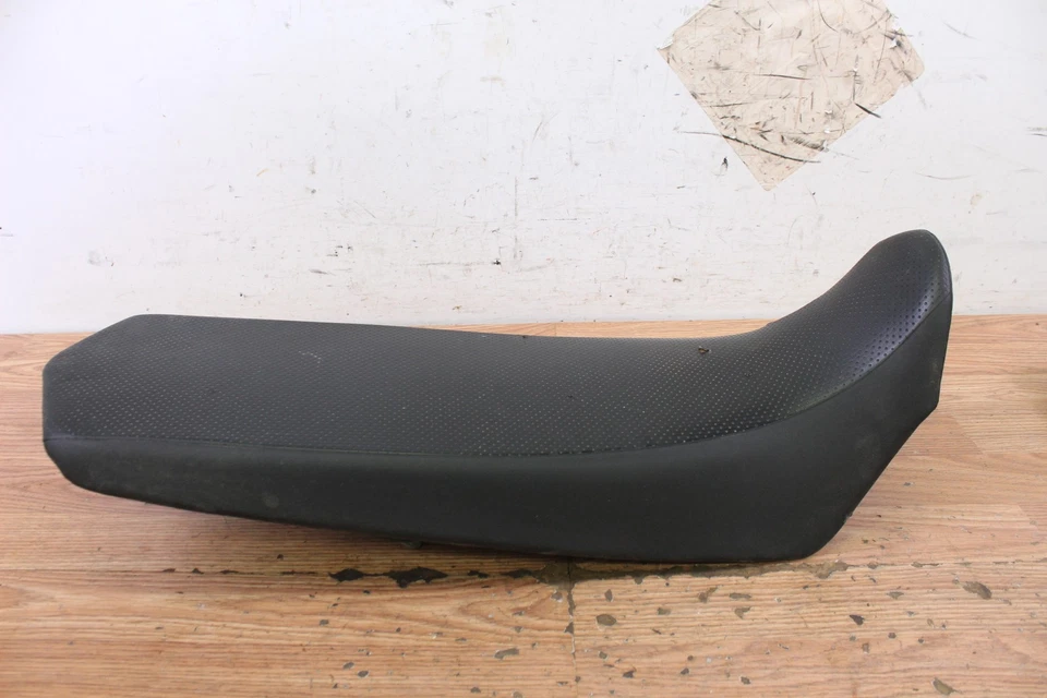 Сиденье/седло 2009 YAMAHA XT250 - Изображение 1 из 4