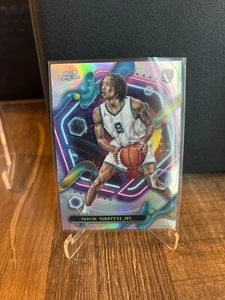 2023-24 Topps Cosmic Chrome #174 Nick Smith Jr. Refractor Rookie RC - Bild 1 von 2