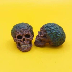 Forest skulls - 1:12 Scale decorative skull for dollhouse diorama (2 skulls) - Picture 1 of 11