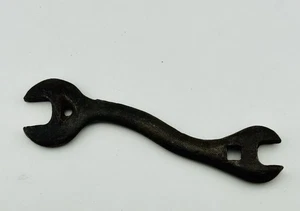Vintage IHC Z812 Implement Wrench International Harvester Iron Wrench 6 3/4" - Picture 1 of 4