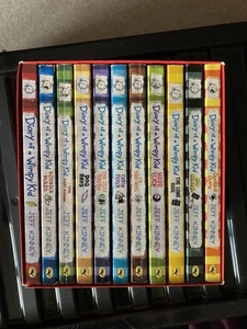 Boxset of Diary of a Wimpy Kid 1-11 Books - Picture 1 of 19
