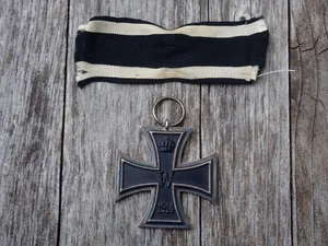 M6 1.WK Deutsches Reich EK2 Eisernes Kreuz 2.Klasse mit Hersteller-Punze - Bild 1 von 7