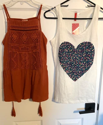 Lote de 2 - Camisetas sin mangas Mossimo y H&M naranja quemado y corazón floral - XS 4 Target Foto 1 de 4