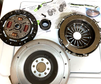 Valeo 52151203 Clutch Solid Flywheel Conversion Kit For 2002-08 Mini Cooper 1.6 - Image 1 of 4
