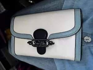 Coach Pferd & Kutsche Geldbörse CLUTCH groß 5 x 7 3/4 - Bild 1 von 7