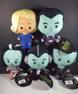 5er Set The Munsters 7 Zoll Plüschtiere Chibi selten Horror 60er TV Sitcom Kralle Neu mit Etikett - Bild 1 von 6