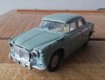 JUGUETE ORIGINAL VINTAGE DIECAST SPOT-ON 1/42 MODELO 157SL ROVER 3 LITROS CON LUCES Foto 1 de 4