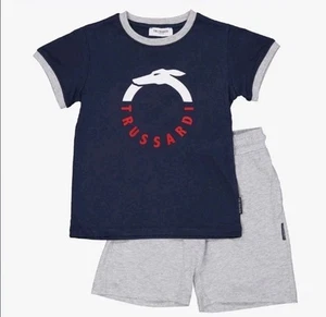 Trussardi Junior / zweiteiliges blau & grau bedrucktes Grafik Short Set / Größe 8 Jahre - Bild 1 von 3