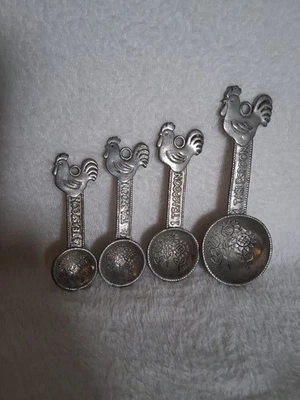 Ganz Chicken Measuring Spoons Set Of 4 Pewter FREE SHIPPING  - Image 1 of 4