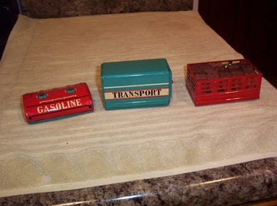 VINTAGE TIN TOY TRUCK INTERCHANGEABLE ACCESSORIES? - Image 1 of 4